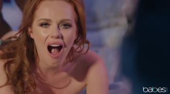 Муж разрешил жене потрахаться с негром в своем присутствии